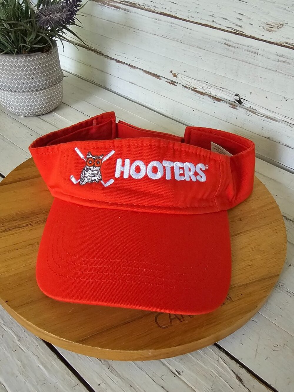 Authentic & Unique HOOTERS Girl Orange Golf Visor Embroidered With Owl & Clubs